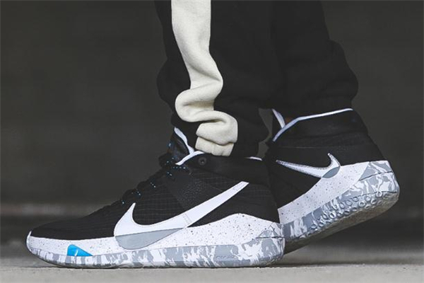 kd13好还是kd12好,kd13和12对比