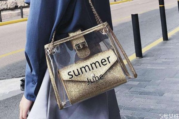 怎么清洗白色包包,清洗白色包包的小方法 怎么清洗白色包包,清洗白色包包的小方法