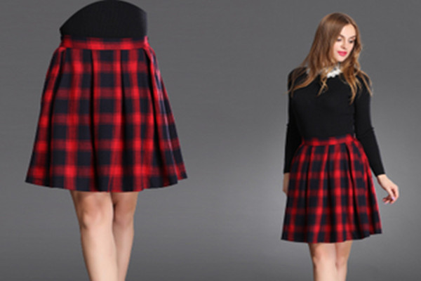 红色格子短裙搭配什么上衣好看,红色格子裙怎么搭衣服