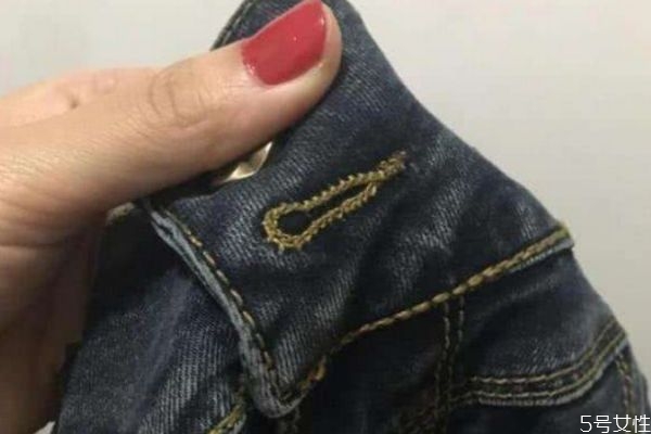 开裤子扣眼,新牛仔裤扣子眼为什么封住