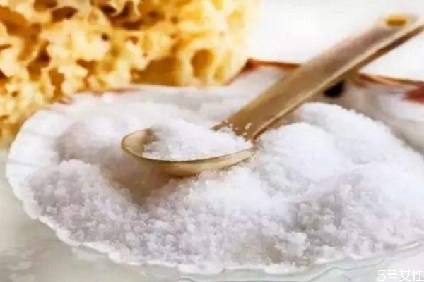 茶水弄衣服上怎么才能去掉,茶叶水在衣服上如何去掉