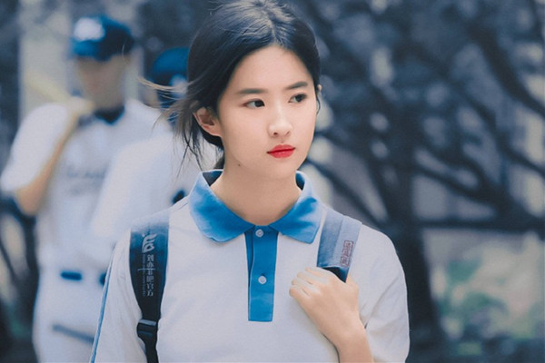 倒三角身材是什么样子的,什么叫倒三角身材