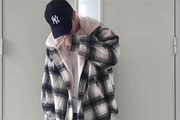 格子衬衫搭配外套,格子衫外套内搭什么