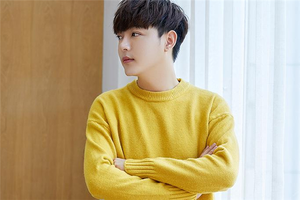 日系毛衣搭配,毛衣啥颜色好看