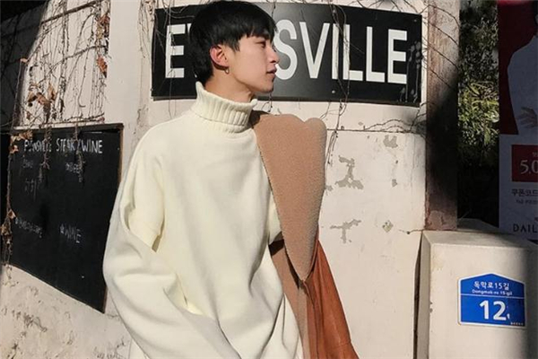 男生适合什么颜色的毛衣,男生穿什么颜色的毛衣好看