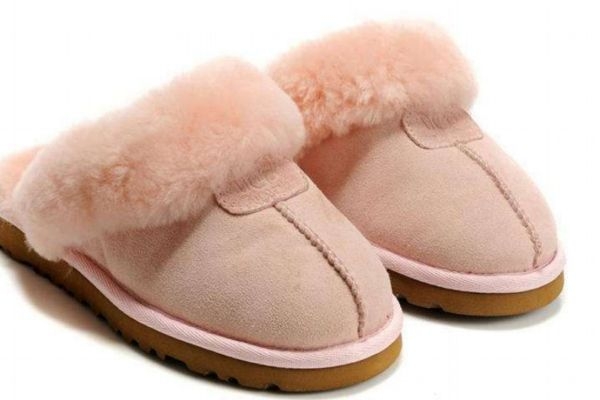 ugg怎么自己清洗表面,ugg怎么自己清洗