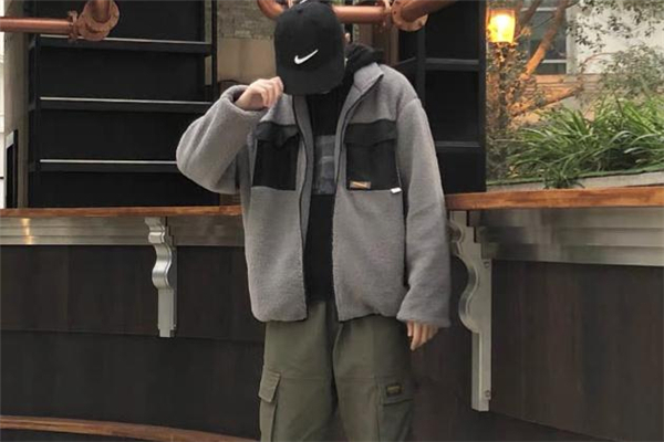 celine羊羔绒外套,羊羔绒长款大衣图片及价格