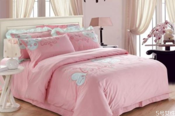 纯棉床单起球吗,纯棉床单起球怎么回事 纯棉床单起球吗,纯棉床单起球怎么回事