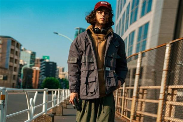 复古外套怎么搭配,复古风服装搭配