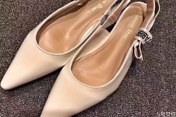 什么人不适合穿尖头鞋,尖头高跟鞋不适合什么