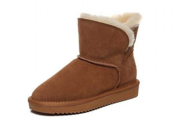 雪地靴哪个颜色最耐脏,雪地靴灰色和黑色哪个耐脏