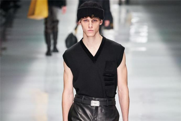 针织背心怎么搭配最好看,宝宝针织背心款式