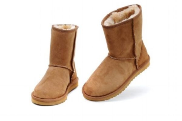 雪地靴可以干洗吗,雪地靴能洗吗