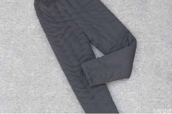 棉裤什么面料不起球,裤子哪种布料不起球 棉裤什么面料不起球,裤子哪种布料不起球