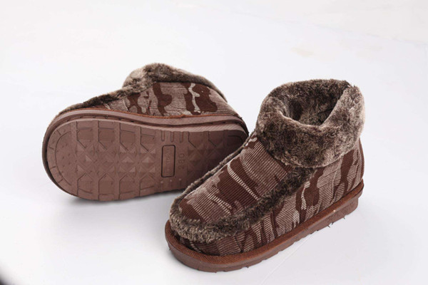 适合老人的保暖鞋,冬季给老人买什么鞋子保暖