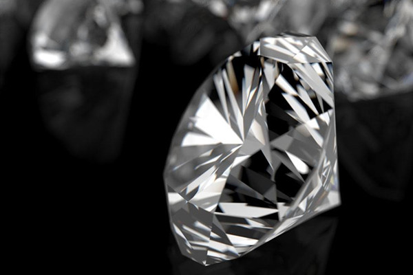 灰色钻石值钱吗,灰钻石价值高吗