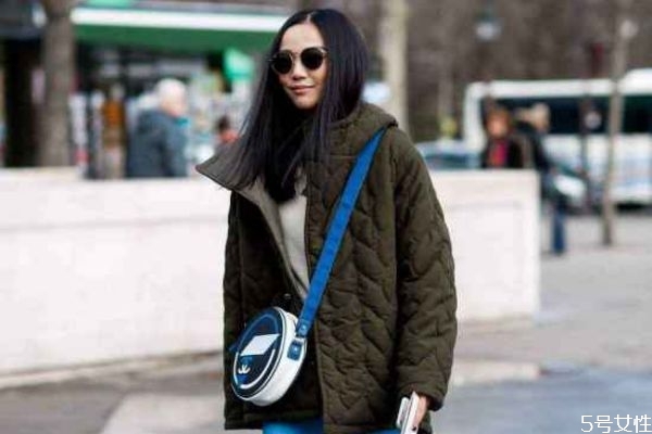 怎样用洗衣机洗羽绒服最好的方法,手洗棉服 怎样用洗衣机洗羽绒服最好的方法,手洗棉服