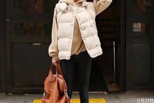 羽绒背心什么时候穿合适,羽绒背心什么温度穿