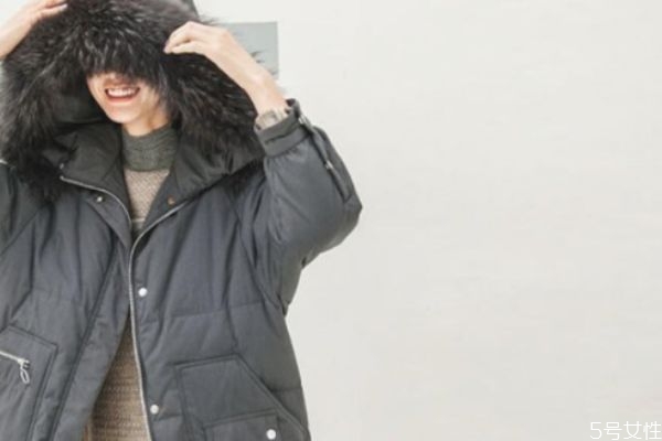 选购羽绒服的几个方法,羽绒服怎么挑选