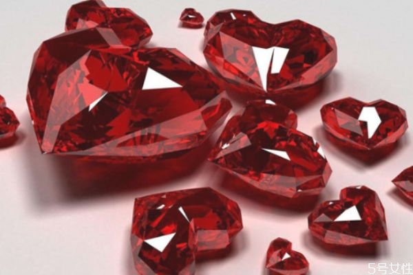 红宝石有收藏价值吗,什么样的红宝石值得收藏 红宝石有收藏价值吗,什么样的红宝石值得收藏
