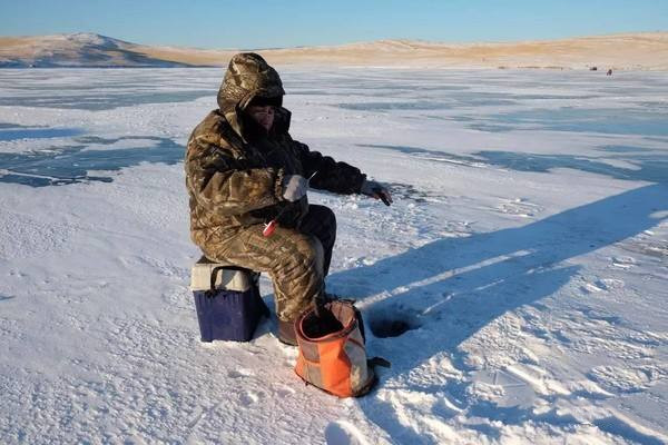 防寒服一般用什么面料,防寒服的原材料是什么 防寒服一般用什么面料,防寒服的原材料是什么