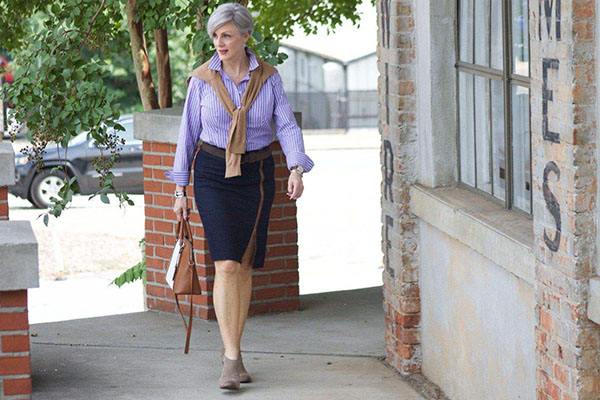 中老年服装搭配技巧,老年人服装搭配的原则 中老年服装搭配技巧,老年人服装搭配的原则