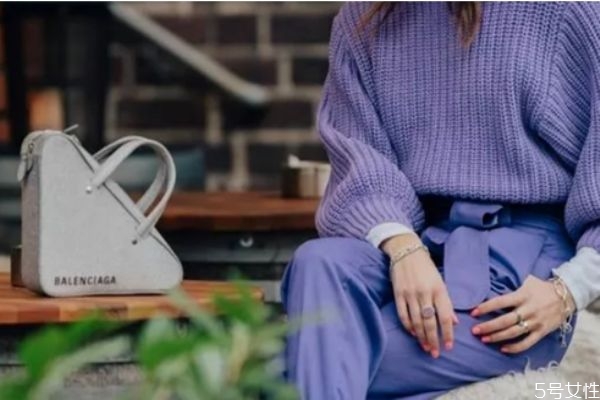 毛毛衣服可以用洗衣机洗吗,毛衣可以用洗衣机洗吗?