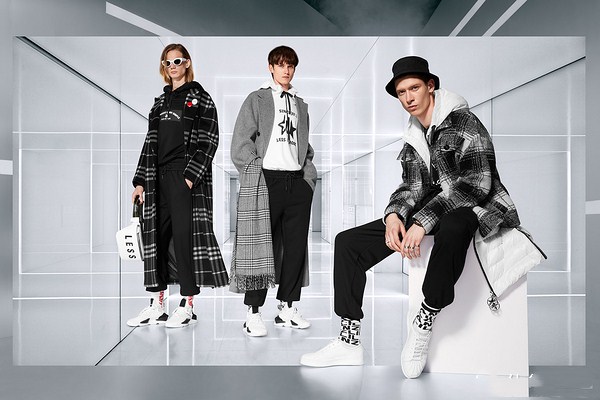 适合二十岁男生的穿搭,20岁的男人穿衣搭配 适合二十岁男生的穿搭,20岁的男人穿衣搭配