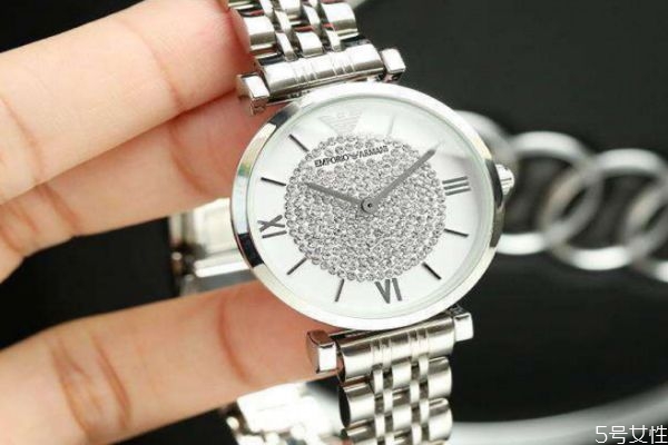 阿玛尼表什么档次,阿玛尼手表是什么档次怎么那么便宜