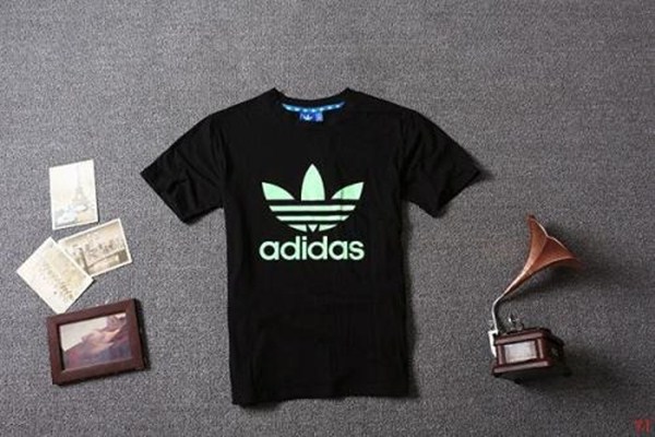 男士t恤分几种款式,男士衣服类型 男士t恤分几种款式,男士衣服类型