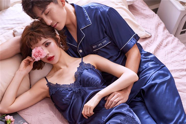 真丝睡衣好吗,穿真丝睡衣的好处