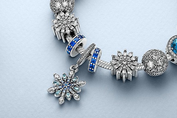 潘多拉手链的价格,潘多拉手链值得买吗?