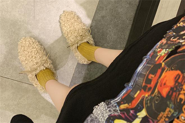 泰迪毛毛鞋脏怎么清洗,泰迪毛毛鞋怎么搭配衣服