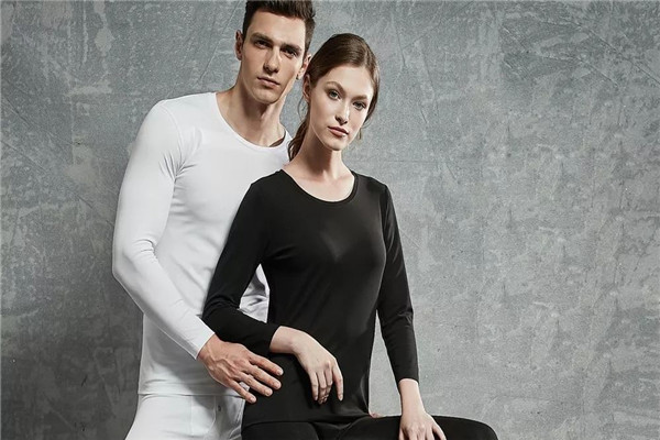 保暖内衣是贴身好还是宽松好,内衣贴身一些还是宽松一些好