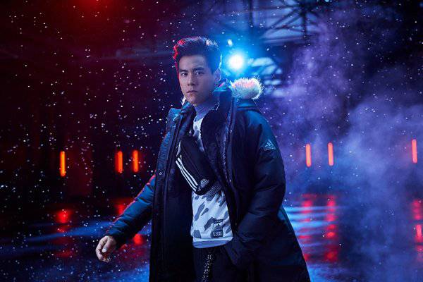 男士羽绒服什么款式好看,今年流行什么款式的男士羽绒服