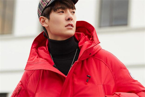 红色的中石油工装,红色连体工装