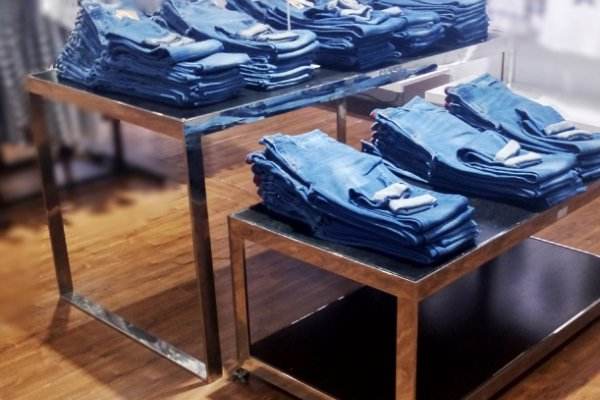 以纯的衣服,以纯是什么牌子的衣服