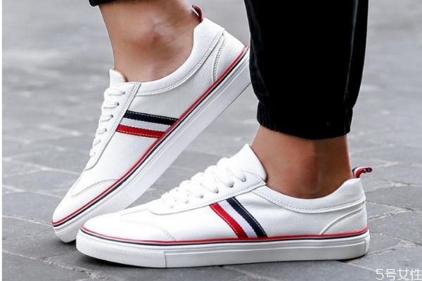 小白鞋要怎么洗,小白鞋怎么能洗干净 小白鞋要怎么洗,小白鞋怎么能洗干净