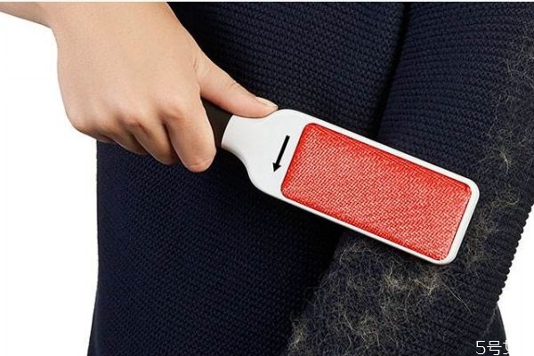 衣服粘毛是因为什么,为什么有些衣服会粘毛