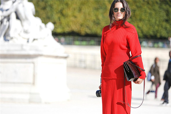 唐装如何搭配,唐装里面配什么衣服好看