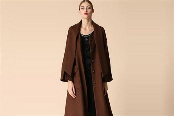 咖啡色适合什么肤色的人,咖啡色适合什么肤色的人穿