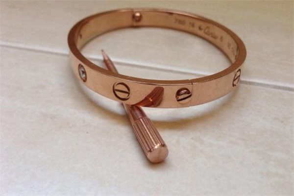 卡地亚都是18k金吗,卡地亚18k金为什么那么贵