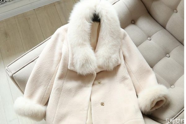 羊毛衣服的特点和好处,羊毛衫的优点