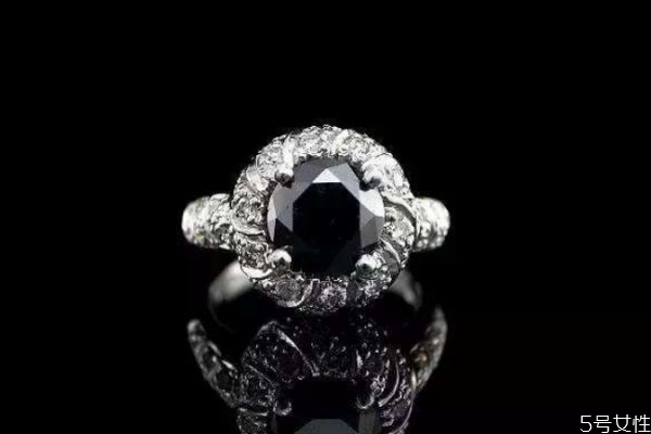 中国黑钻石原石产地,钻石的主要产地在哪里