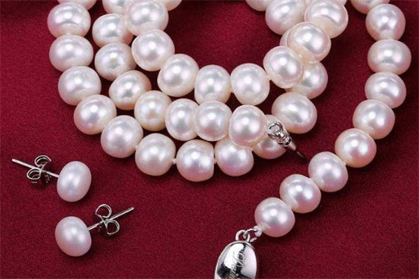 珍珠手链款式,珍珠手链款式图片大全 珍珠手链款式,珍珠手链款式图片大全