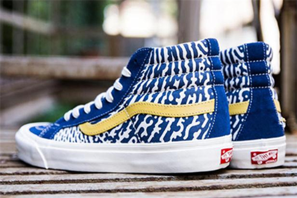 涂鸦帆布鞋怎么洗才不会脱色,涂鸦帆布鞋图片大全 涂鸦帆布鞋怎么洗才不会脱色,涂鸦帆布鞋图片大全