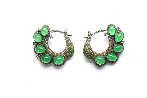 翡翠耳环图片,翡翠耳环吊坠图片大全