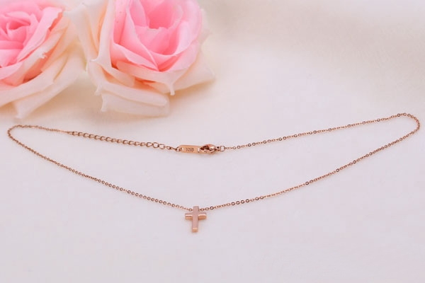 手链是玫瑰金的好还是白金的好,玫瑰金项链一般是什么材质 手链是玫瑰金的好还是白金的好,玫瑰金项链一般是什么材质