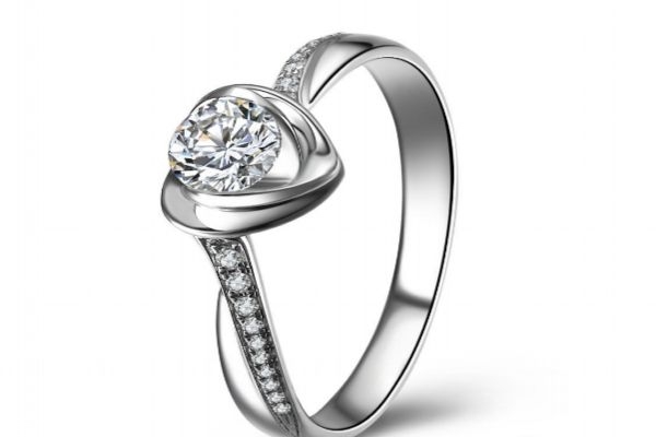 钻石为什么那么贵呢,钻石为什么这么贵