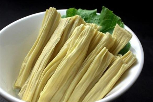 腐竹和秋葵一起吃的好处(秋葵和豆腐可以同吃吗) 腐竹和秋葵一起吃的好处(秋葵和豆腐可以同吃吗)